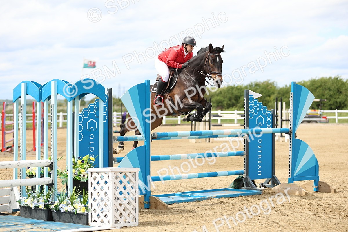 SBM_001195 - Class 5 - Senior Foxhunter - 1.20m