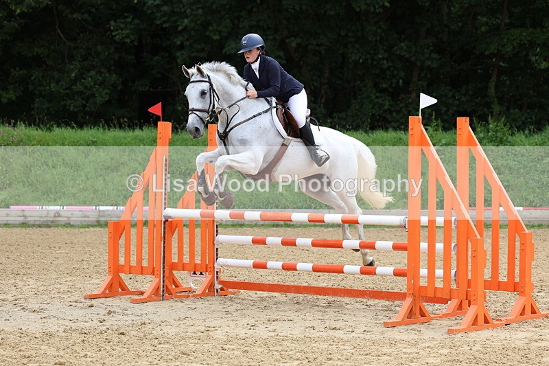 3E7A6081 - Class 4: Senior British Novice/90cm open