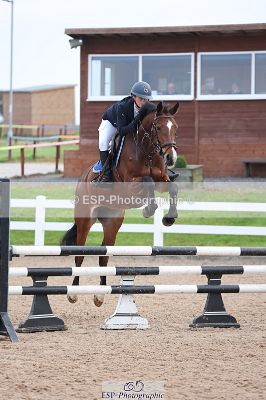 241101A-082741-00241 - FRI Cls 2 British Novice and 90cm Open