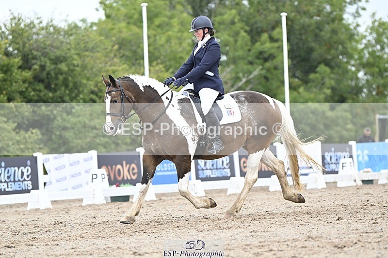 250907-123551-08058 - 080-Rebecca.MorrisSally.XIII