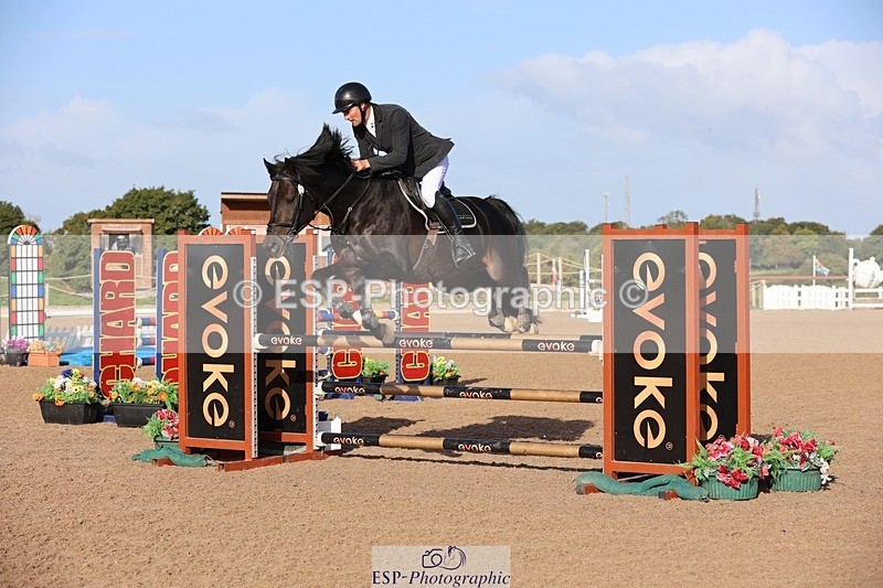 250911-090751-00320 - Cls 1 Snr 1.05 & 1.10m