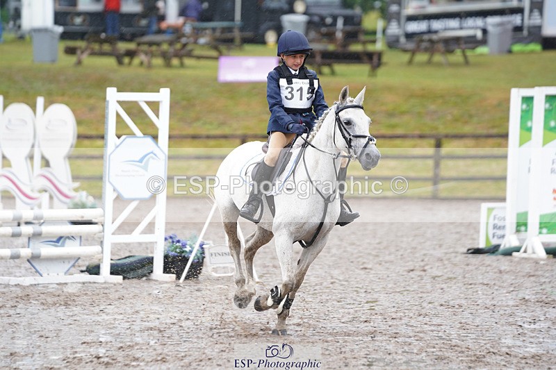 240824X-084806-20418 - 70cm Round 1 8.30 to 9.30