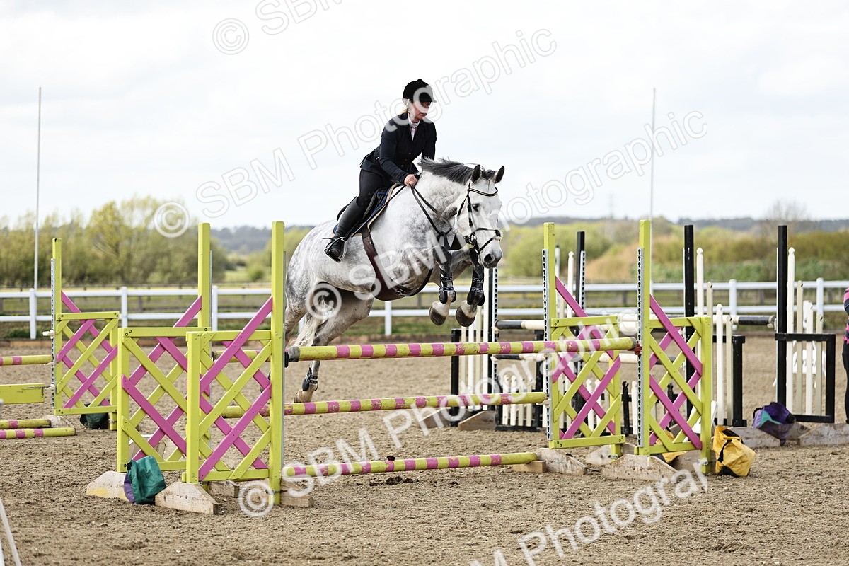SBM_001124 - Class 4 - Senior Newcomers - 1.10m