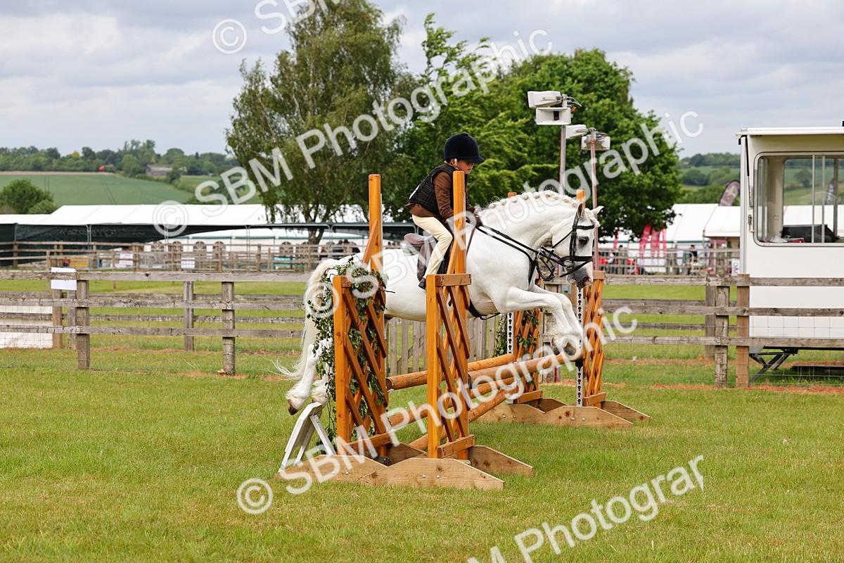SBM_09523 - Class 44-45 - LIHS BSPS Open Nursery and Cradle Stakes