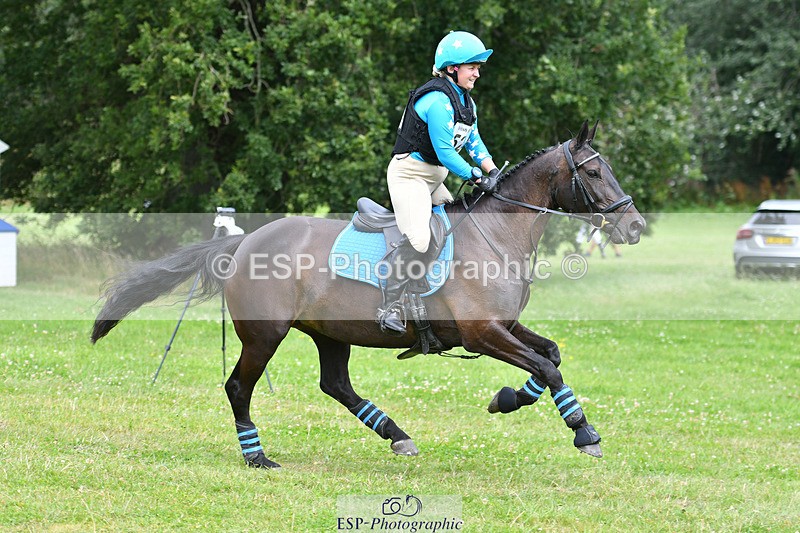 240804-140502-15087 - 524-Katie_Brickman-GREENKELD'S_MOONDANCE