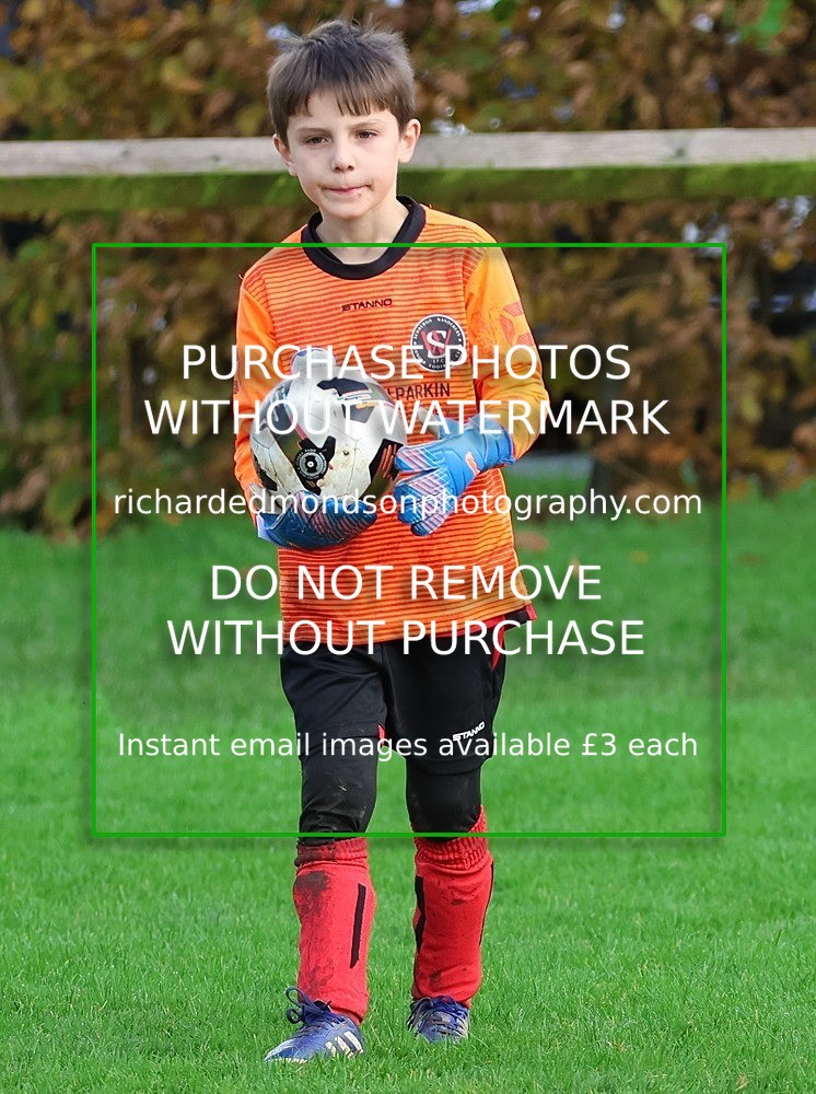 533A3085 - Kendal Utd U8's vs Sedbergh Wanderers Juniors U8 (8/11/25)