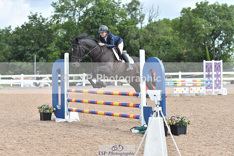 240727A-100455-03291 - Cls 20 Snr British Novice and 90cm Open