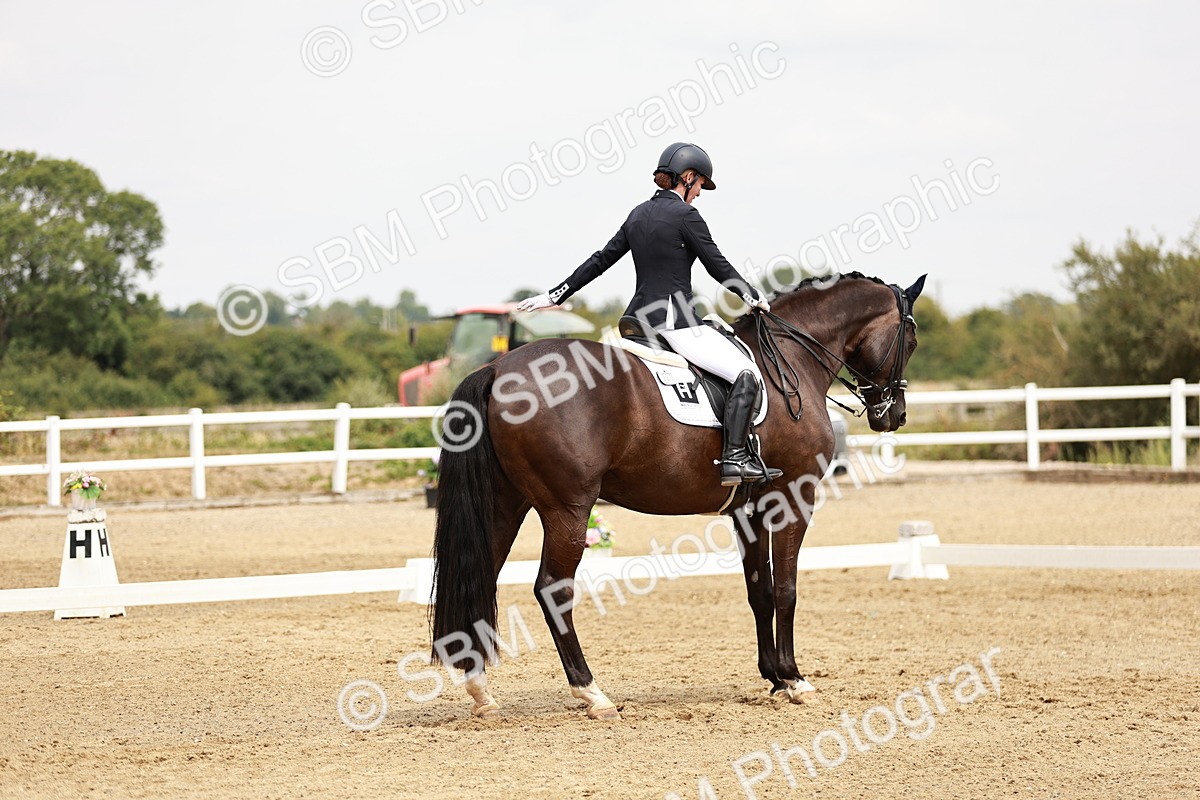 SBM_003773 - Class 7 - Advanced Medium 6 Gold - 13.16-14.36