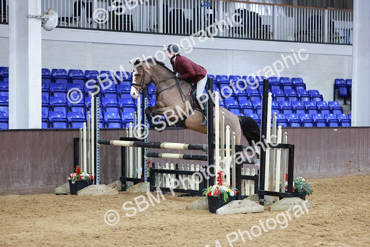 SBM_007756 - Class 24 - Nupafeed Supplements Senior Discovery/ 1m Open