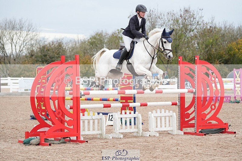 251026-140331-02915 - Cls 9 Pony Fox + 1.10m Open