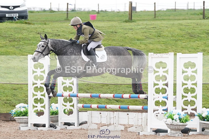 250419-100456-07912 - 508-Maisy.Miller-HEADDON.SWAN.SONG