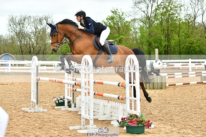 230507A-135029-08228 - Cls 43 1.05m Amateur Quali