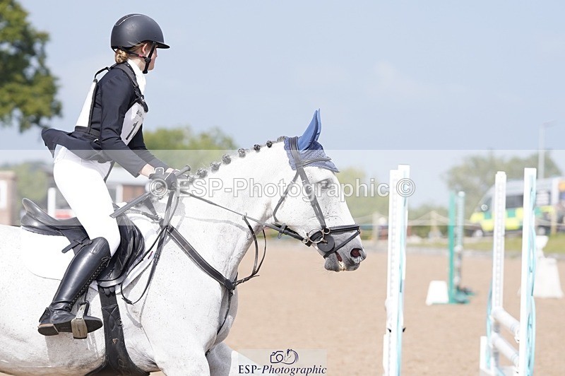 240831A-112854-01203 - 014-Caitlyn.Faull-PENNINEVIEW.SUMMER