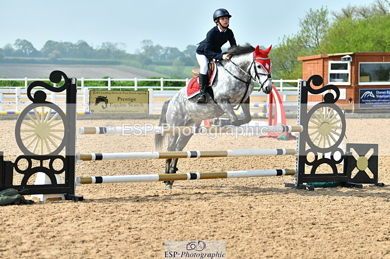 230514A-100608-02161 - Cls 22 Pony Discovery & 90cm Open