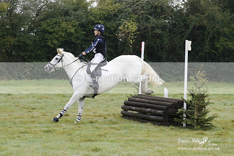 WWHT 171021 0549 - Novice Restricted (0.80m)  17/10/21