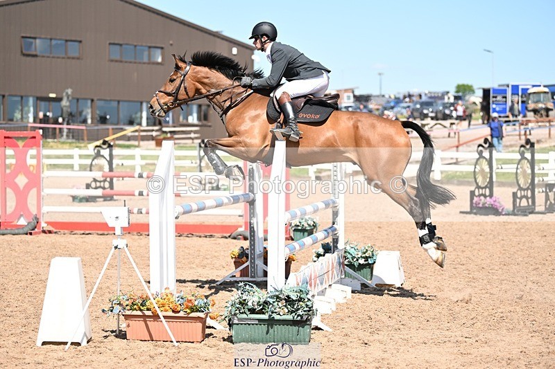250510-144936-11828 - Cls 23 1.05m Amateur Quali