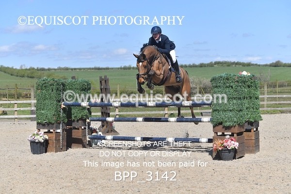 BPP_3142 - CLASS 14  Senior Newcomers/ 1.10m Open