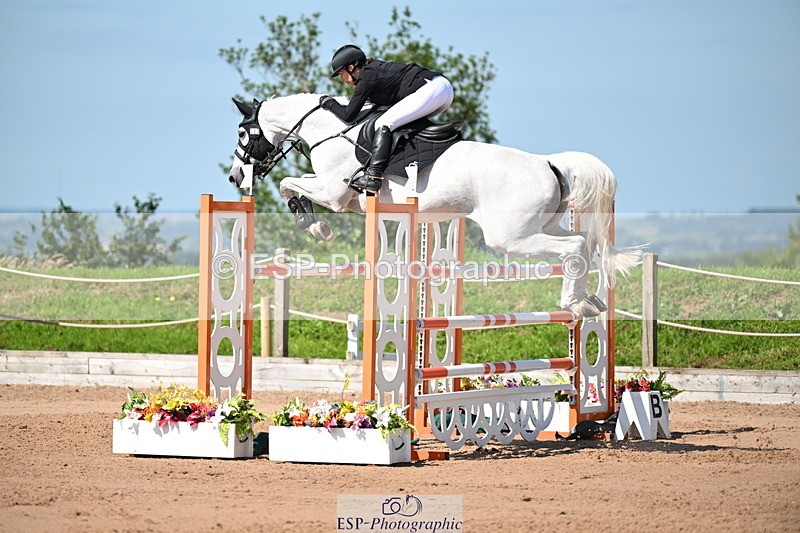 240718A-104142-04604 - Cls 1, 3 Star Small Tour 1.35m