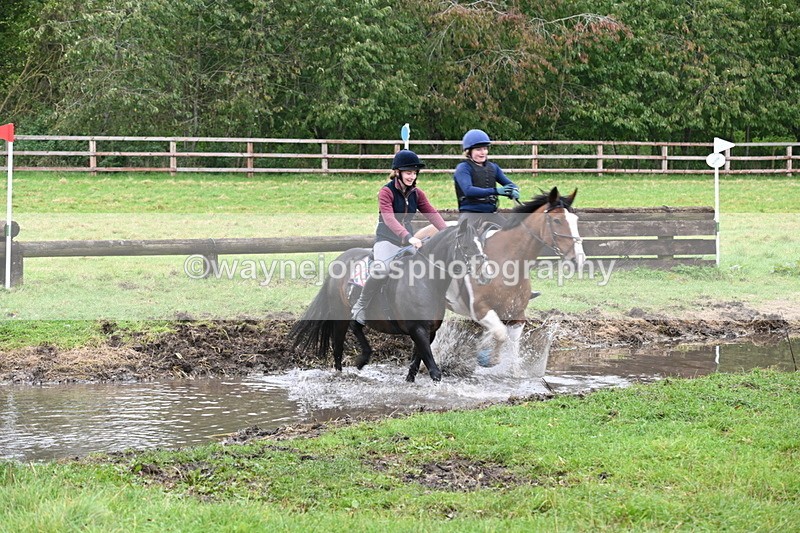 WJ6_7147 - Time at Photographer 13:06 to 13:23