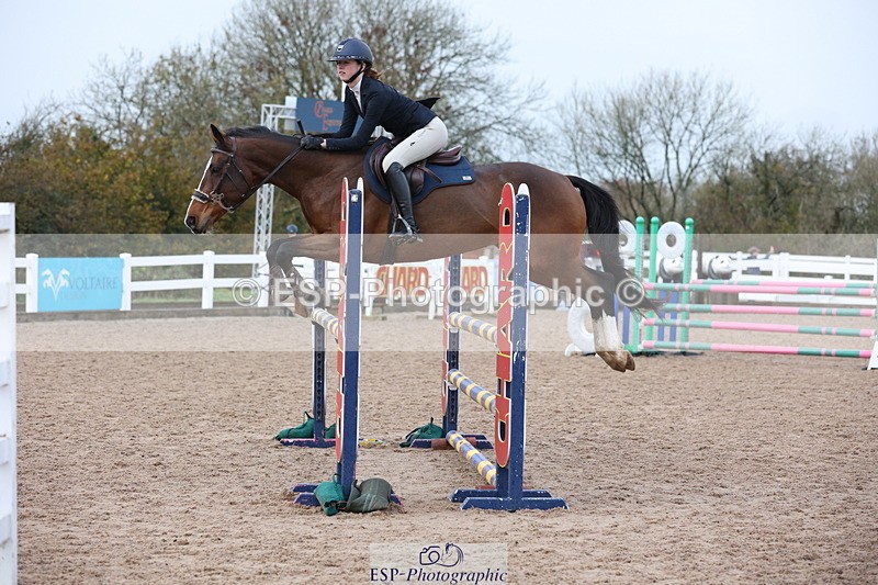 231112A-123148-04035 - Cls 19 Snr 1.05m Open