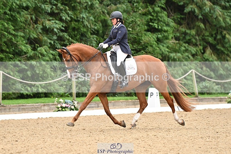 240811-103310-04768 - 156-Stacey.Escrig-Joie.De.Vivre