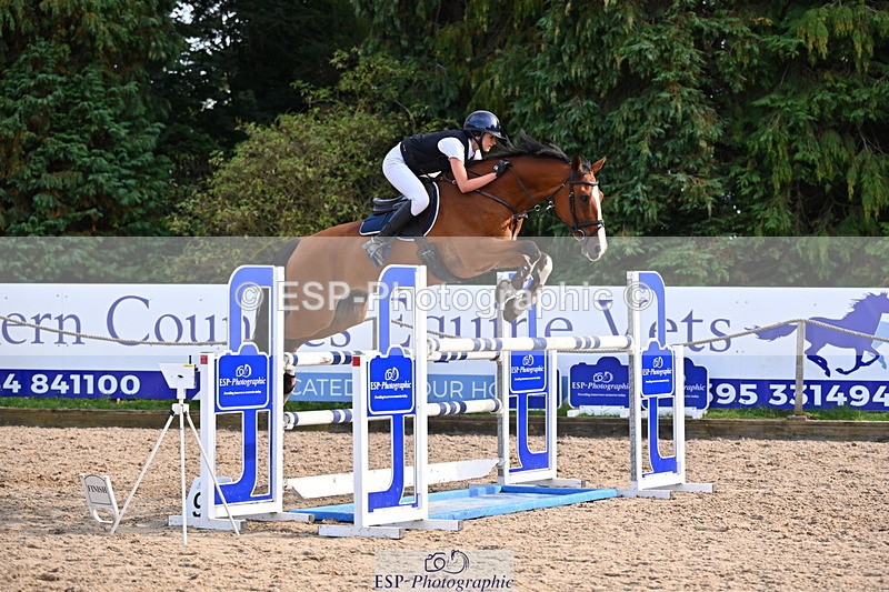 250817A-172510-05217 - Cls 24 Snr Foxhunter