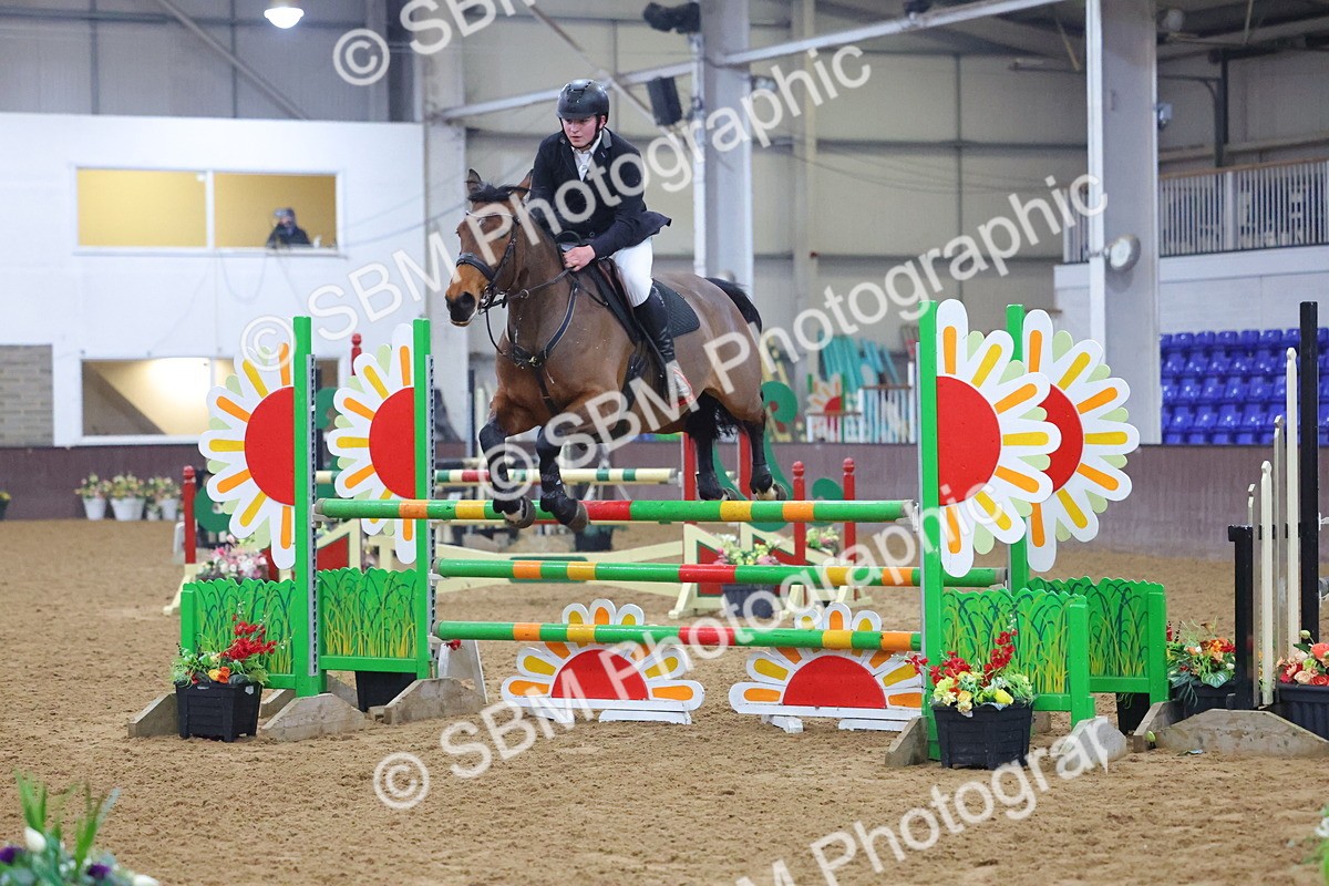 SBM_008872 - Class 22  - Senior Newcomers/ 1.10m Open - First Round (1.10m)