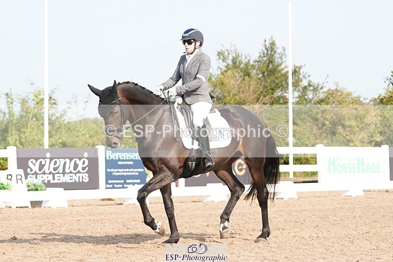 250817-093629-07575 - 094-Alicia.GriffithsSeagry.Danita