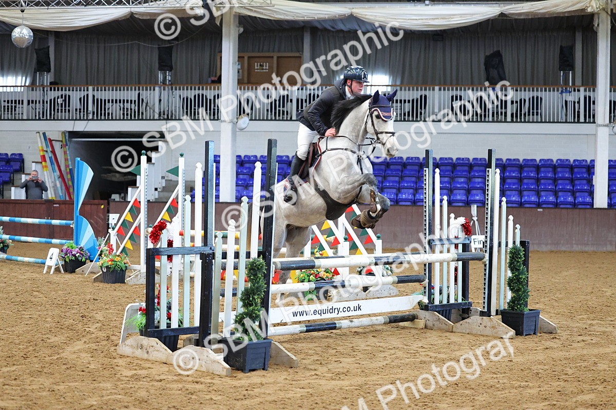 SBM_002923 - Class 14 - Clear Round 80cm