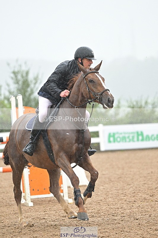 240925A-142100-01120 - Cls 5 Foxhunter and 1.20m Open