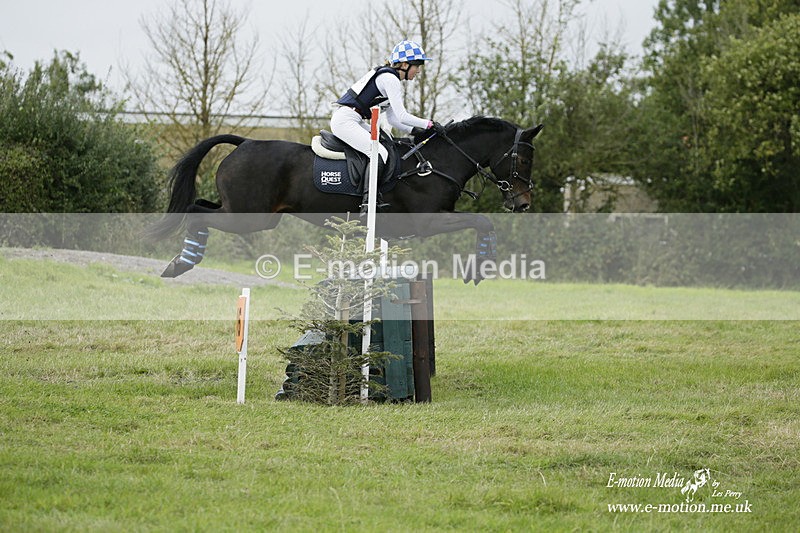  WWHT 031021 3568 - Intermediate Pairs (0.90m) 03/10/21