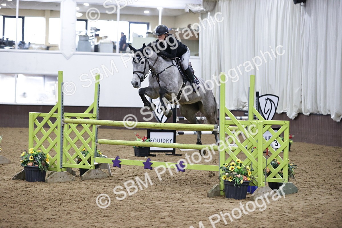 SBM_001395 - Class 4 - Senior Newcomers/ 1.10m Open