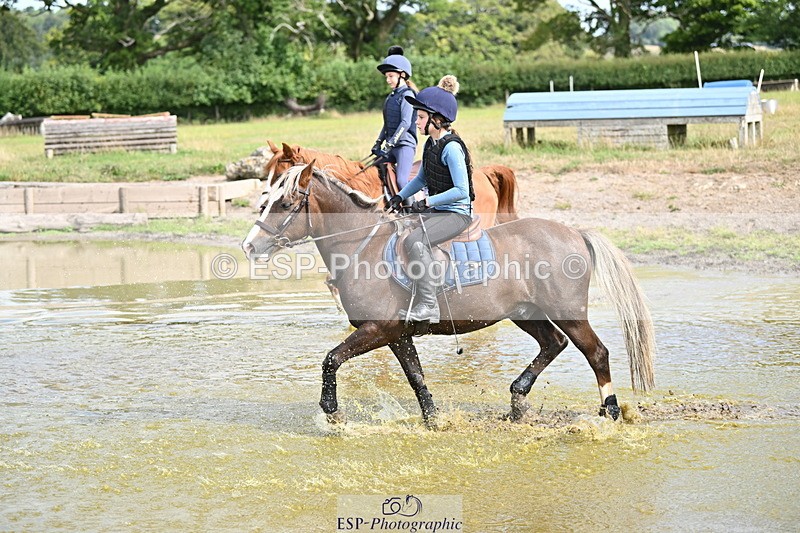 250821B-105653-00266 - Group C - Laraine