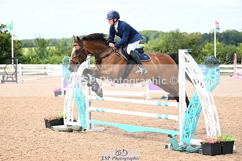 240802A-121211-04274 - Cls 23 85cm Amateur Qualifier