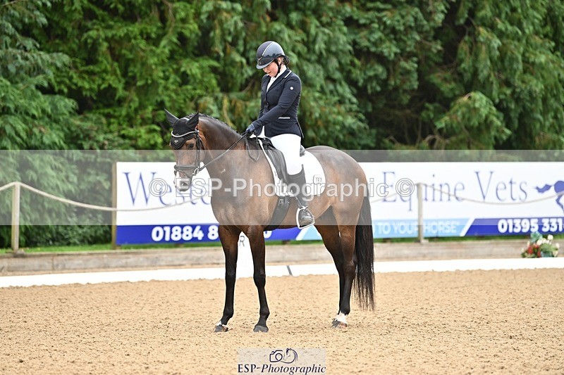 240811-094812-04609 - 147-Tegan.Ball-Woodcroft.Magic.Jewel