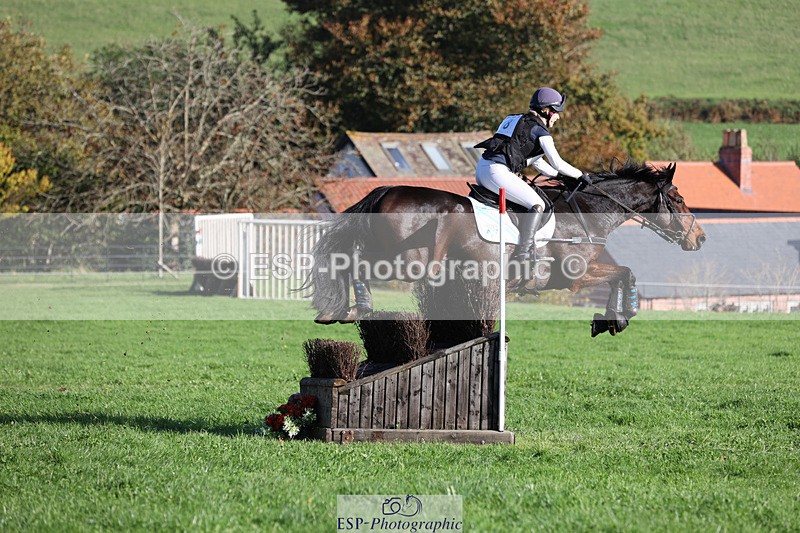 241025-112517-06484 - 018-Alice.Robinson-DERRYS.DIAMOND.CAVALIER