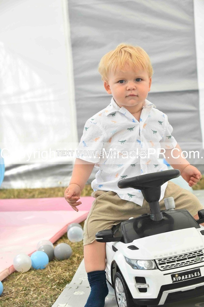 SH4_2311 - Bonny baby competition.