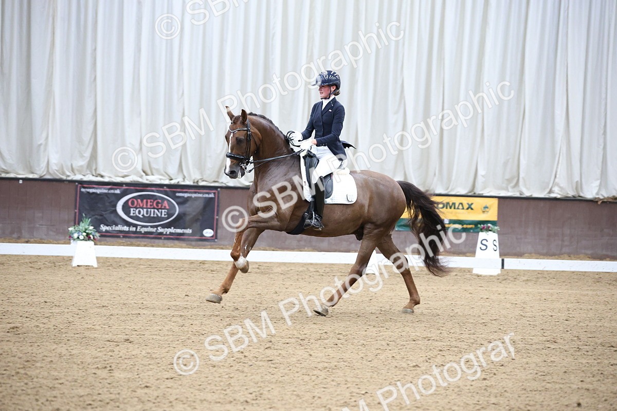 SBM_003946 - Class 8 - Advanced Medium 6 Silver