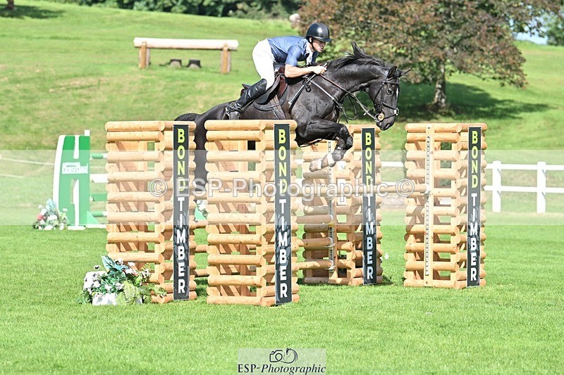 230909-112720-05188 - Cls 11 Snr Foxhunter & 1.20m Open