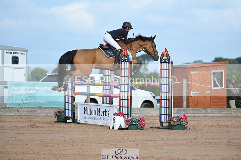 230721A-092308-04935 - Cls 2, 2 Star Small 1.30m