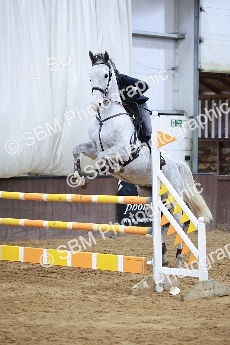 SBM_008004 - Class 25 - Senior Newcomers 1.10m