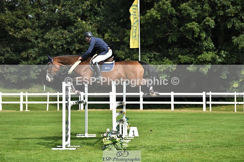 230908-120740-01271 - Cls 2 Snr Foxhunter & 1.20m Open
