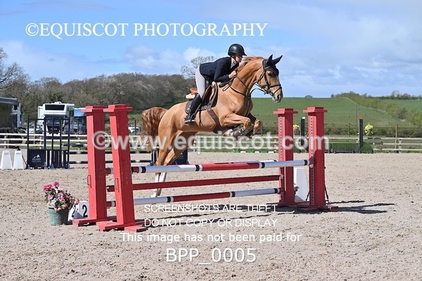 BPP_0005 - CLASS 19 SUN Senior British Novice/ 90cm Open
