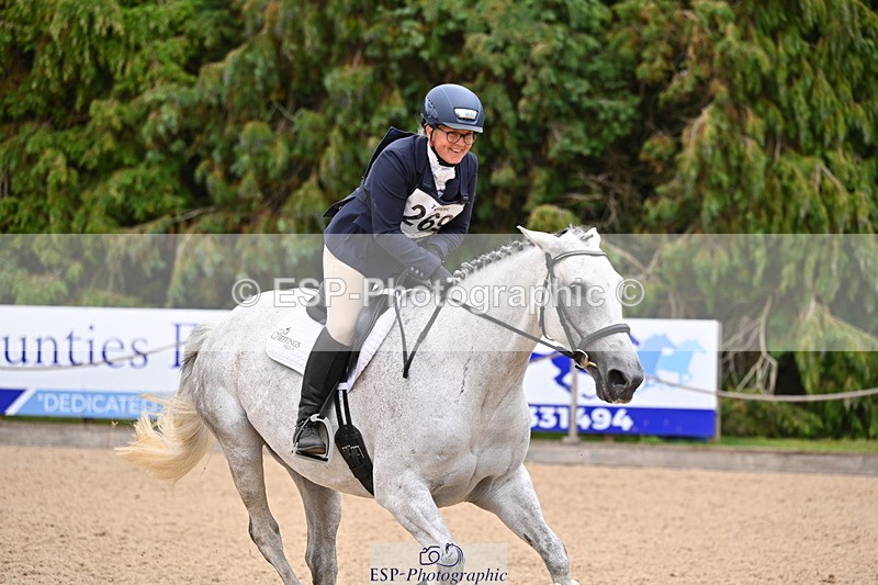 250802A-142825-05894 - F-269-Essie.Barker-BLOODY.NORA