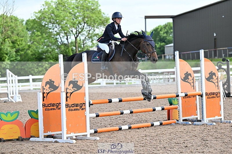 240605A-102604-00057 - Cls 1 British Novice and 90cm Open