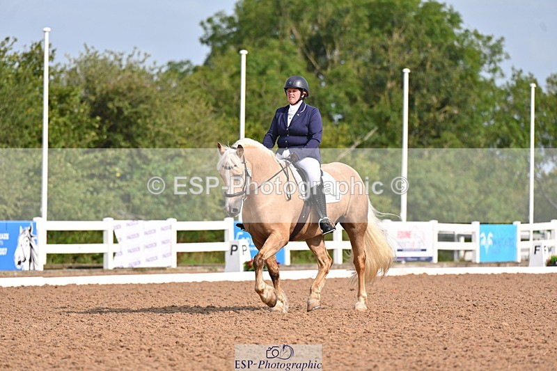 240817A-094902-06740 - 102-Chloe.Walton-Haytors.Lord.of.the.Dance