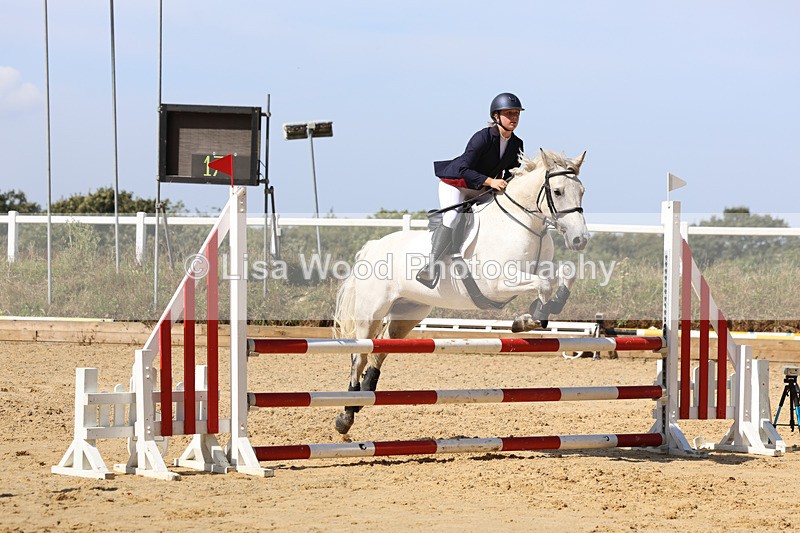 3E7A1626 - Class 10: 90cm open