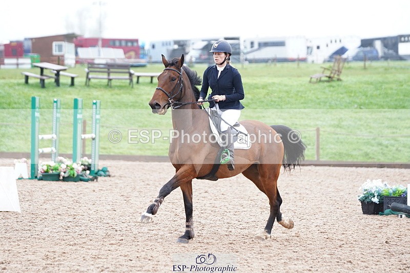 241006A-125144-06877 - Cls 20 Snr Newc & 1.10 Open