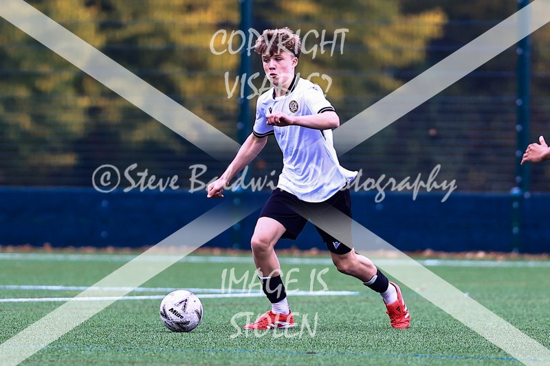 1DX31174 - 2025-10-12 FC Abbey Meads U15 Blue V Hungerford Town Juniors U15 Black