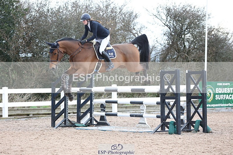 240223A-132548-01518 - Cls 5 Newcomers and 1.10m Open